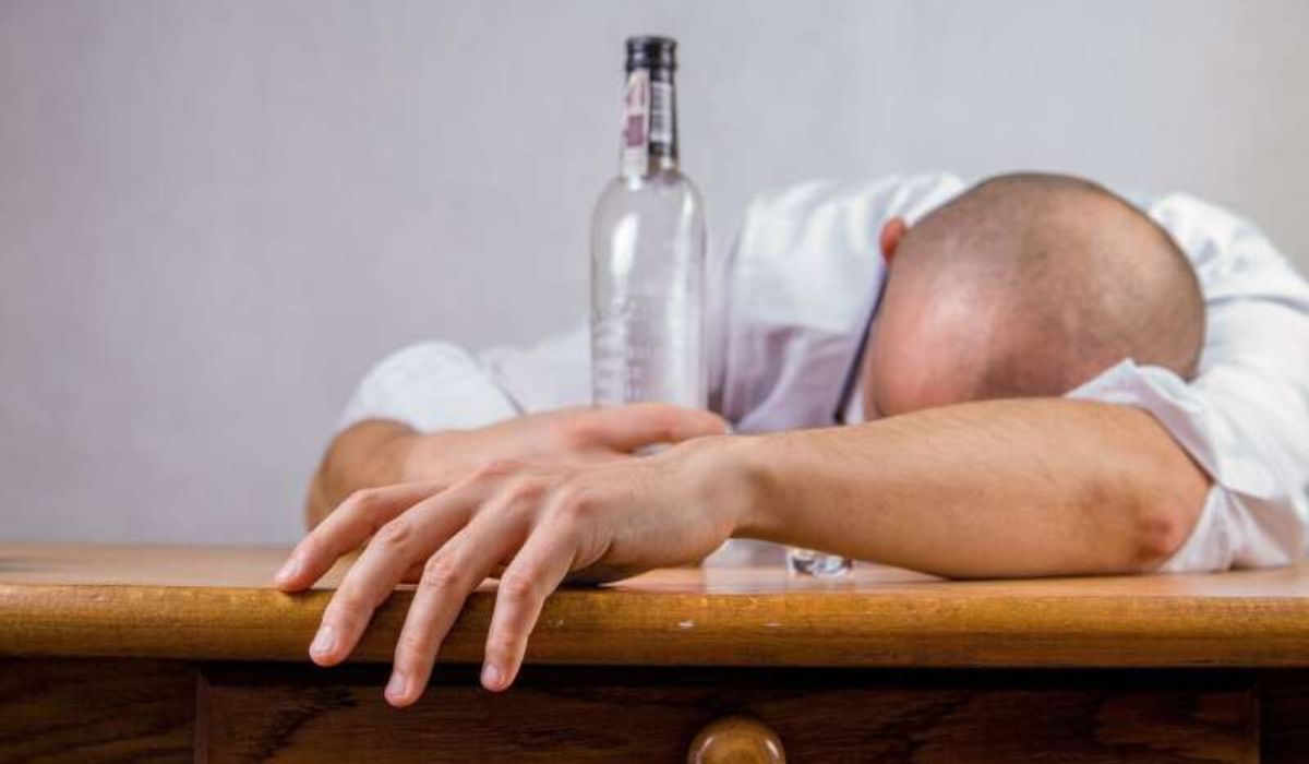 Do You Drink Too Much? Watch Out for These Signs